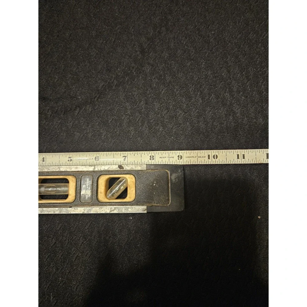 Craftsman 9 Inch Magnetic Torpedo Level Balance 939829‎